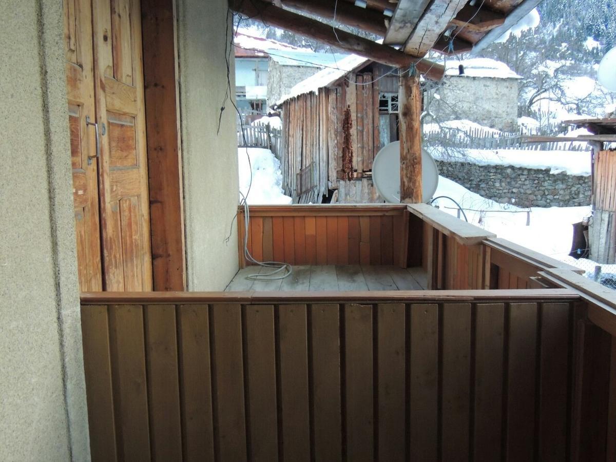 Maizer Qaldani Guesthouse Chvabiani Ngoại thất bức ảnh